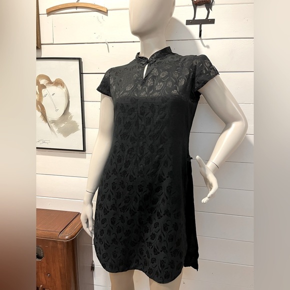 📍🖤 APRIL CORNELL BLACK FLORAL TUNIC – SIZE L - Picture 4 of 14